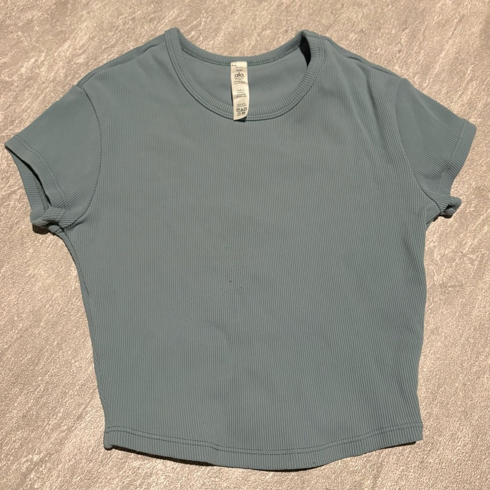 ALO Yoga Short Sleeve Top
